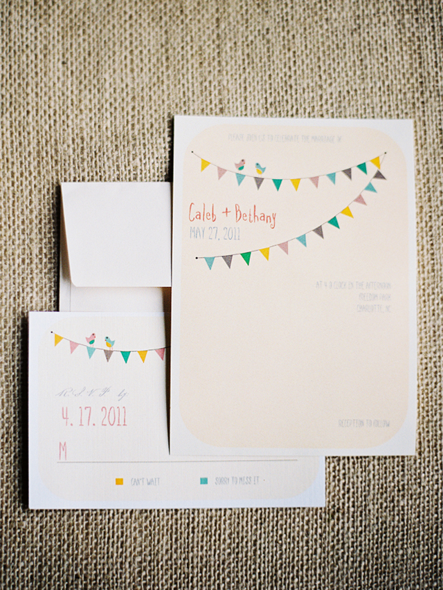 tren di nozze: Bandierine e Farfalle