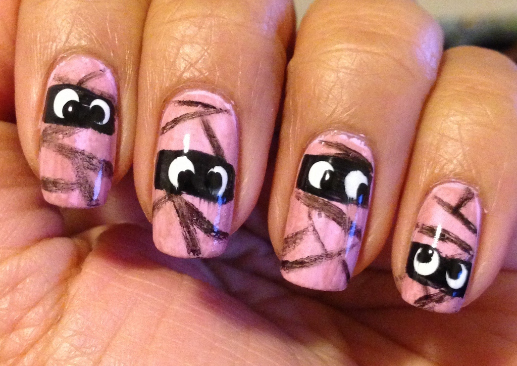 The Made Up Maiden Halloween Nail Art 2 Girly Mummy Manicure