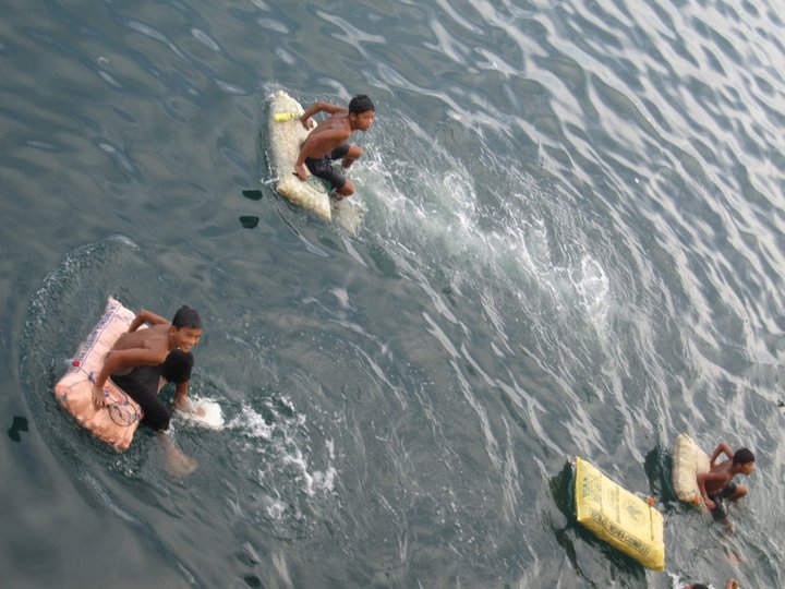 From Pearl Divers to Coin Divers LOCALLY MADE
