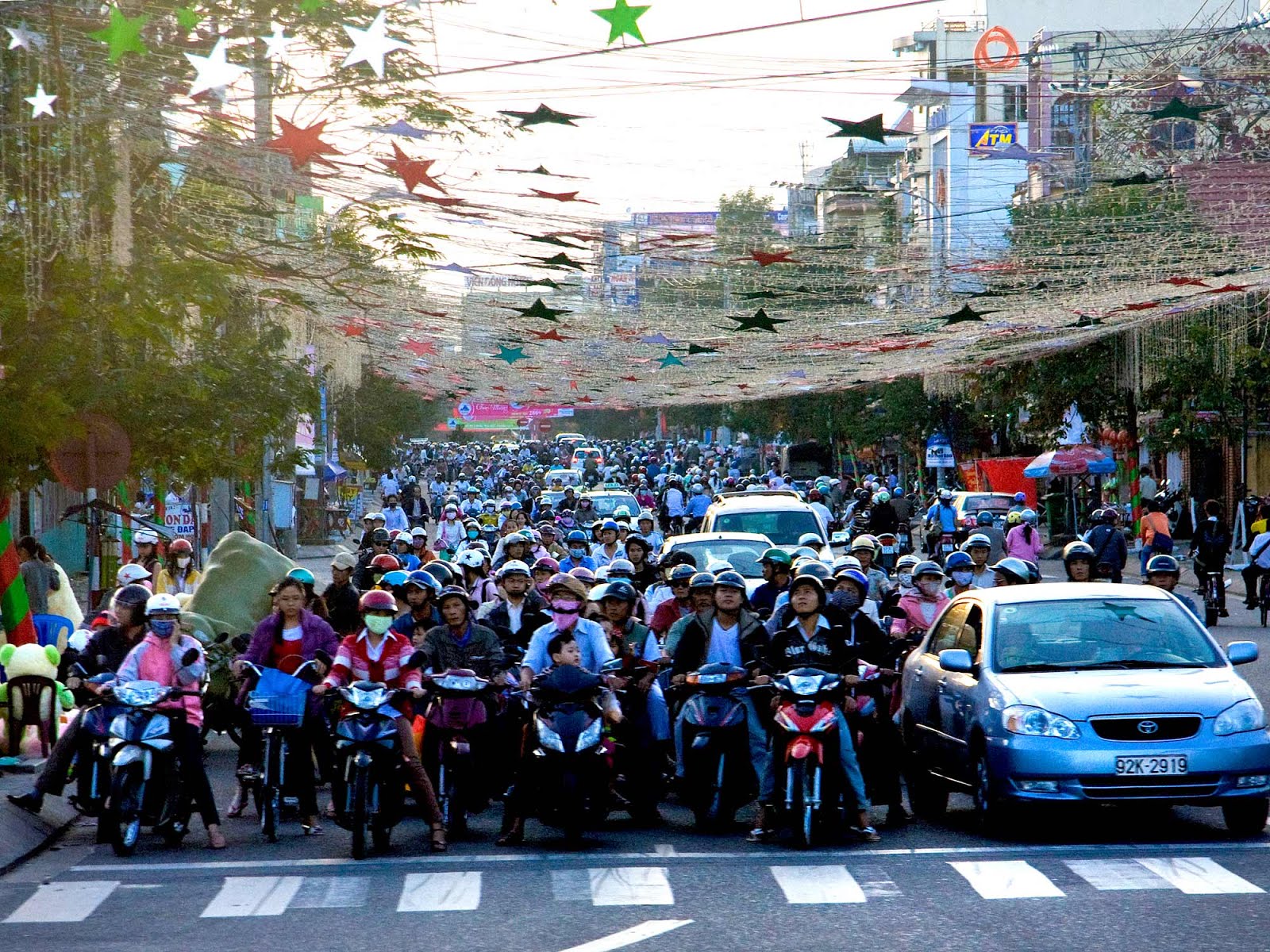 normal days traffic in Hanoi