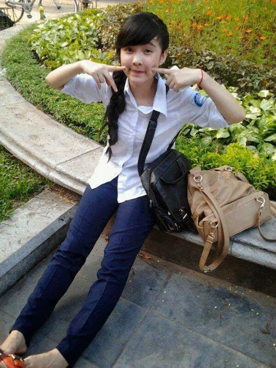 Bộ hình hot girl tuổi teen cực xinh và quyến rủ