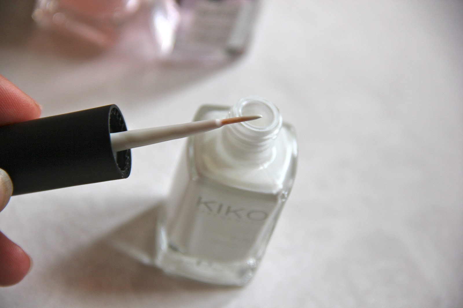 Une belle French manucure avec Kiko ! La revue Féminine