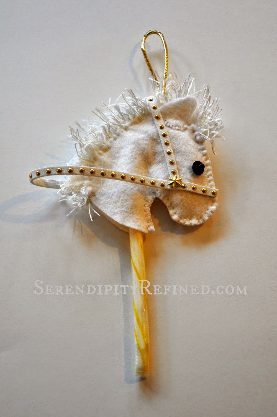 Serendipity Refined Blog No Sew Felt Horse Head Candy Cane Cover