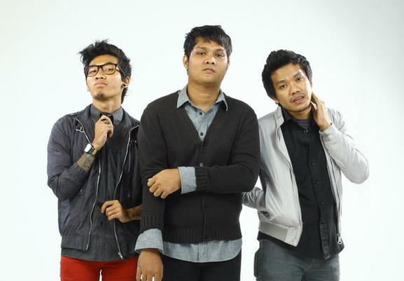 Download Lagu Hidup Ini Terasa Tak Lagi Indah