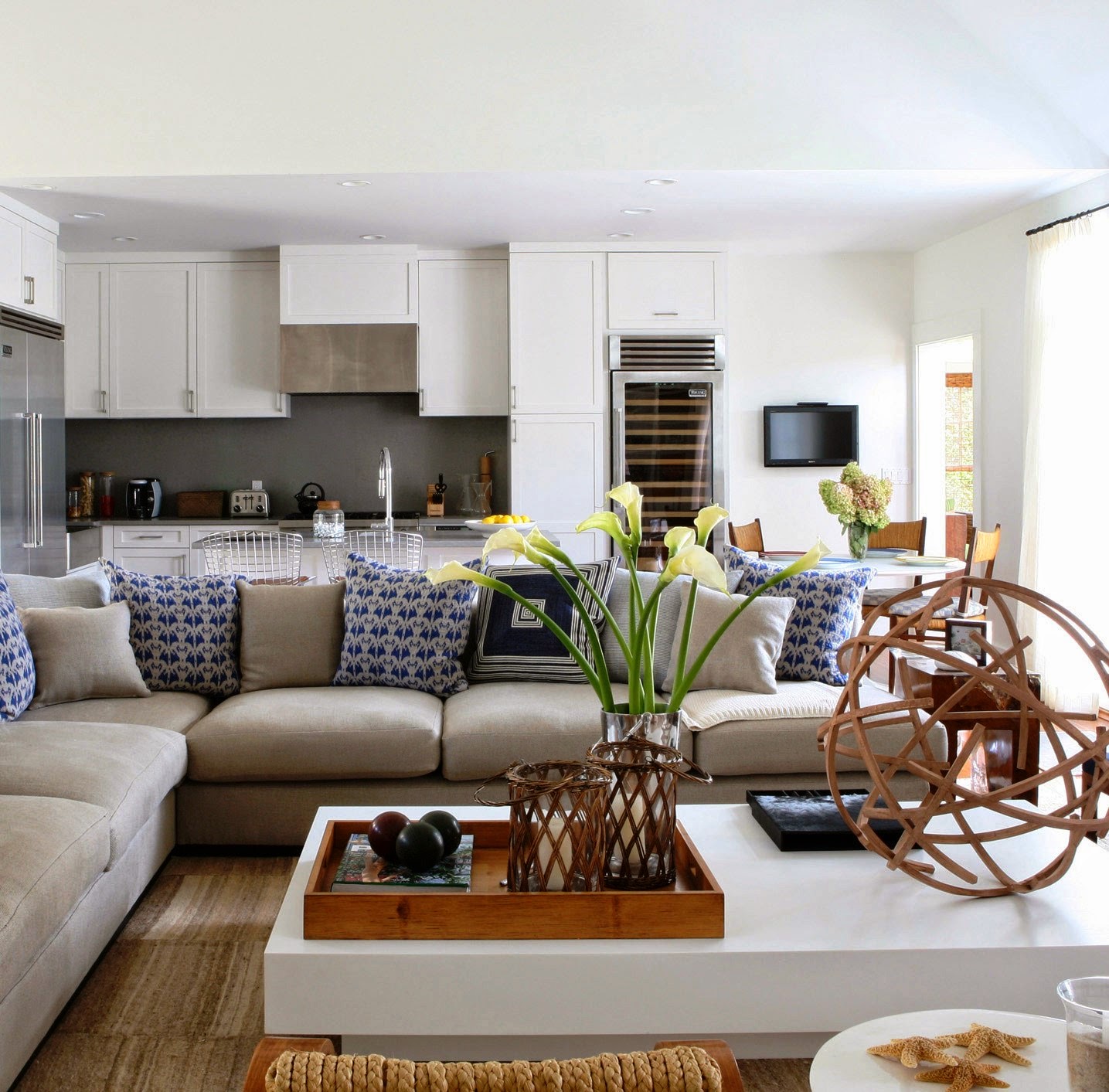 Designing A Beach Themed Living Room | Ideas for home decor