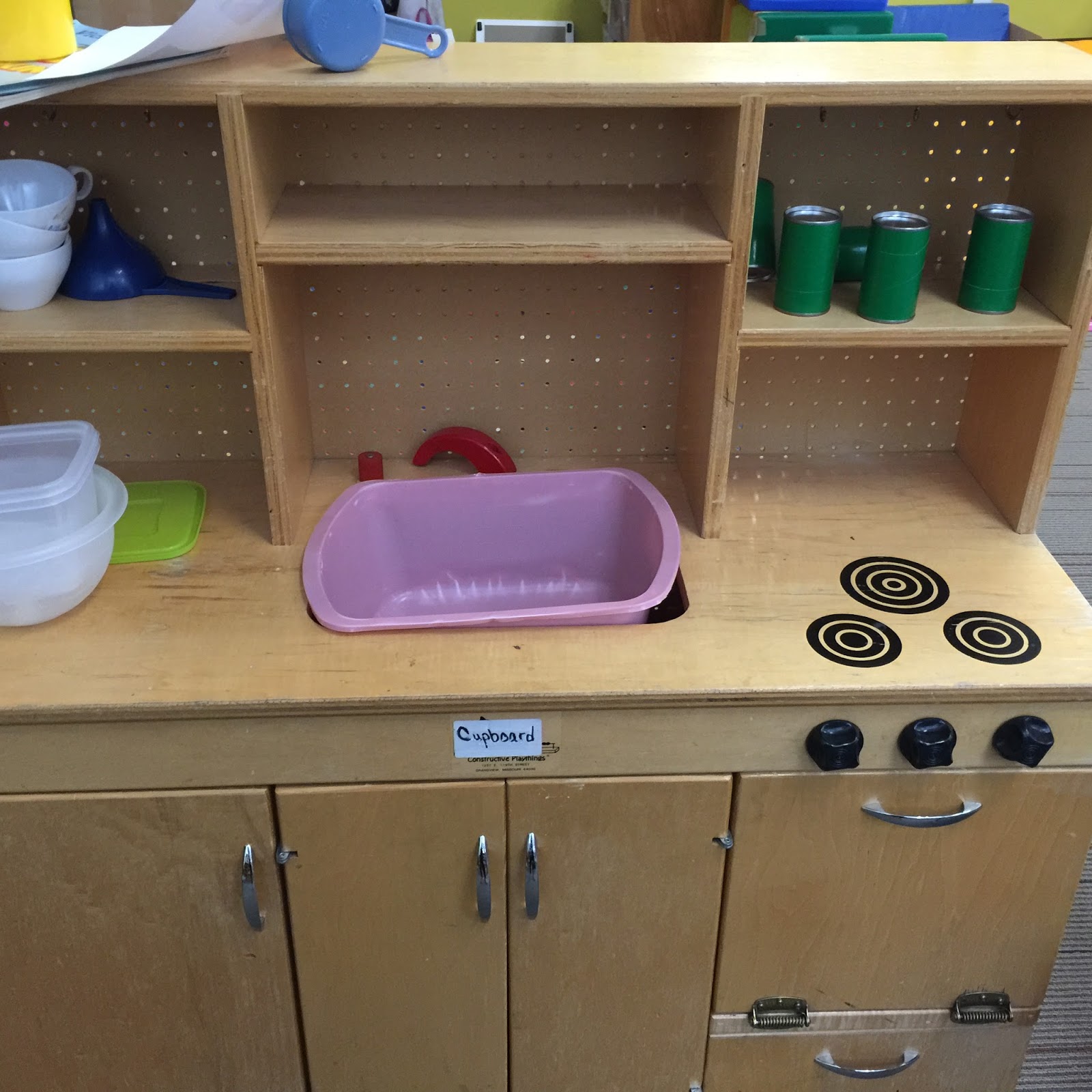 the independent little bee... Easy Play Kitchen Accessibility Ideas