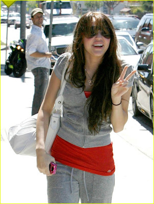miley cyrus casual style