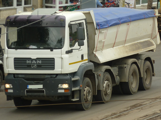 MAN TGA , MAN TGA 41.440 8x4 Dump Truck White