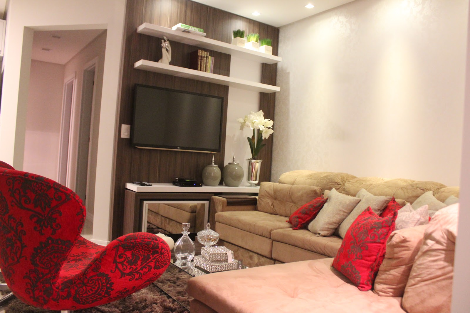 Sala De Tv Com Painel E Sofa ~ Estúdio HL Arquitetura e Interiores Jantar e Estar Dividem o Mesmo Sala De Tv Com Painel E Sofa ~ Estúdio HL Arquitetura e Interiores Jantar e Estar Dividem o Mesmo