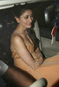 Kareena Kapoor Wardrobe Malfunction Photos