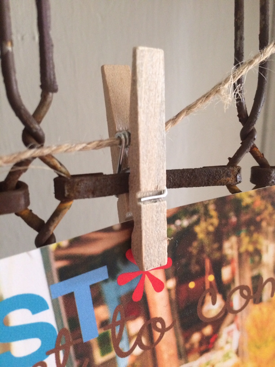 Little Farmstead Vintage Mattress Spring Christmas Card Display