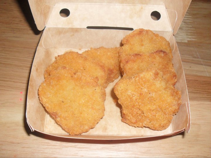 Jollibee Chicken Nugget Crunchers Fall In Love at First Bite