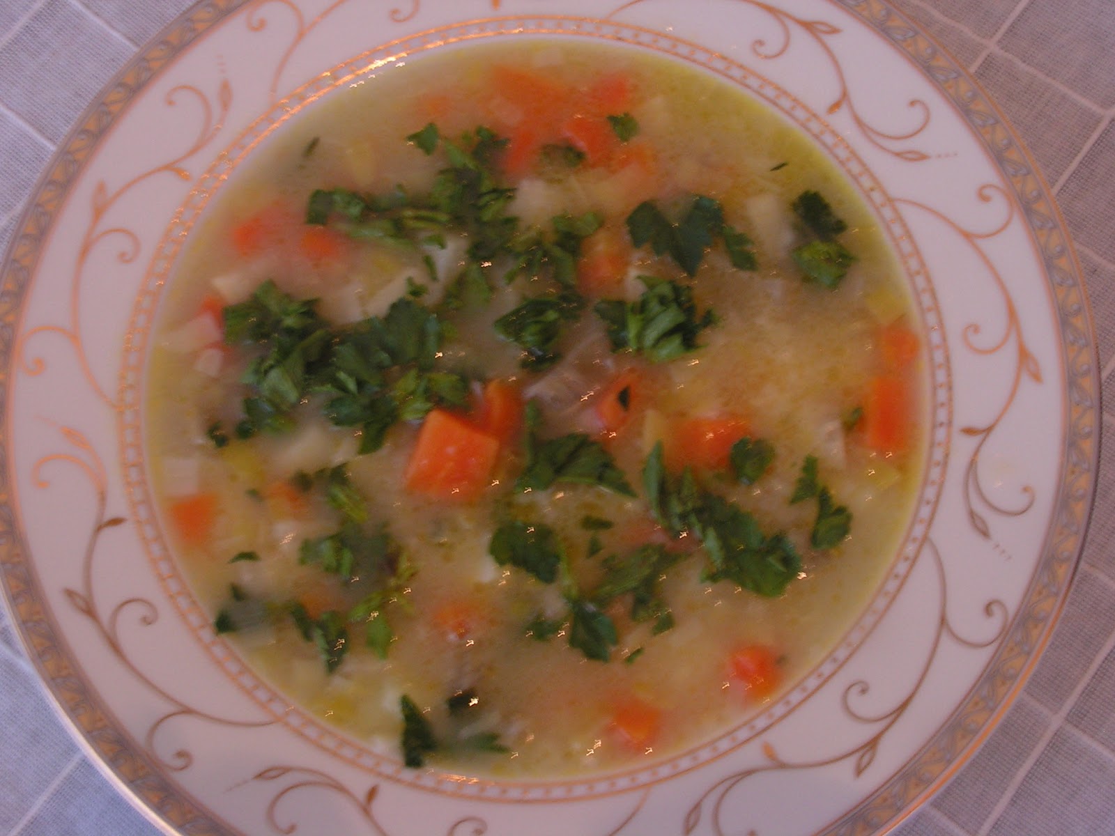 Lezzetli Yer Kış Sebzeli Çorba