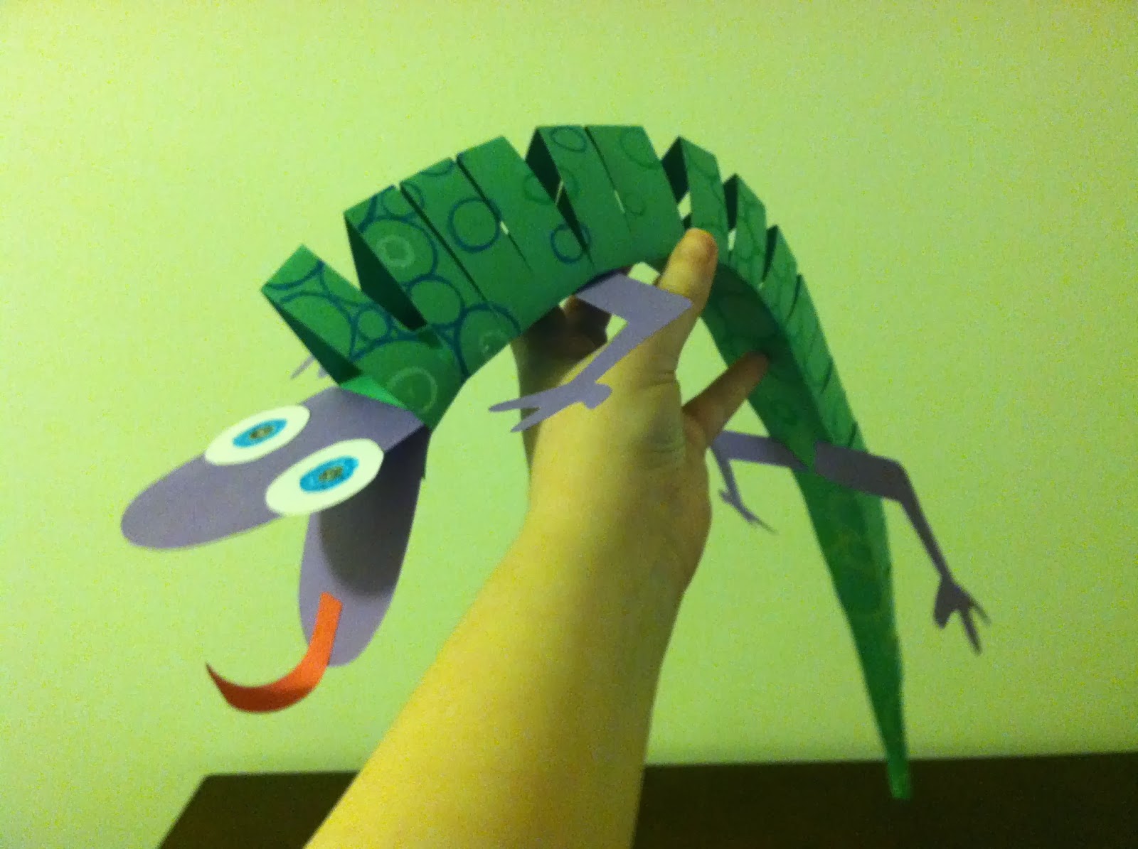 Art With Ms M: 3D Construction Paper Lizards!