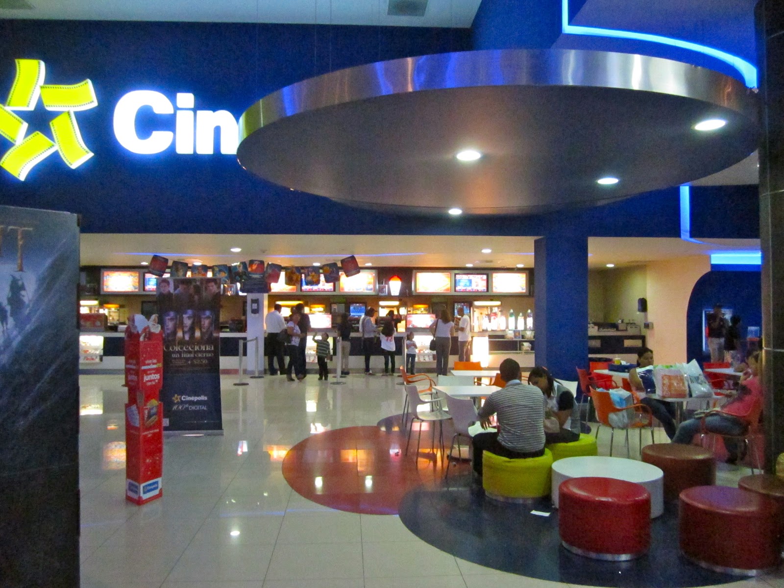 Going to the movies in Panama Panama For Real