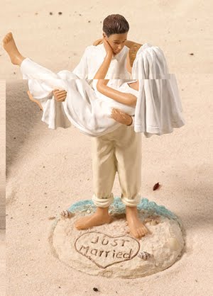 http://1.bp.blogspot.com/-4sJc_Sshfig/TxRg9pkgfDI/AAAAAAAABmg/HIZ8Mo7DAa4/s1600/bride-and-groom-sandy-beach-cake-topper+c1.jpg