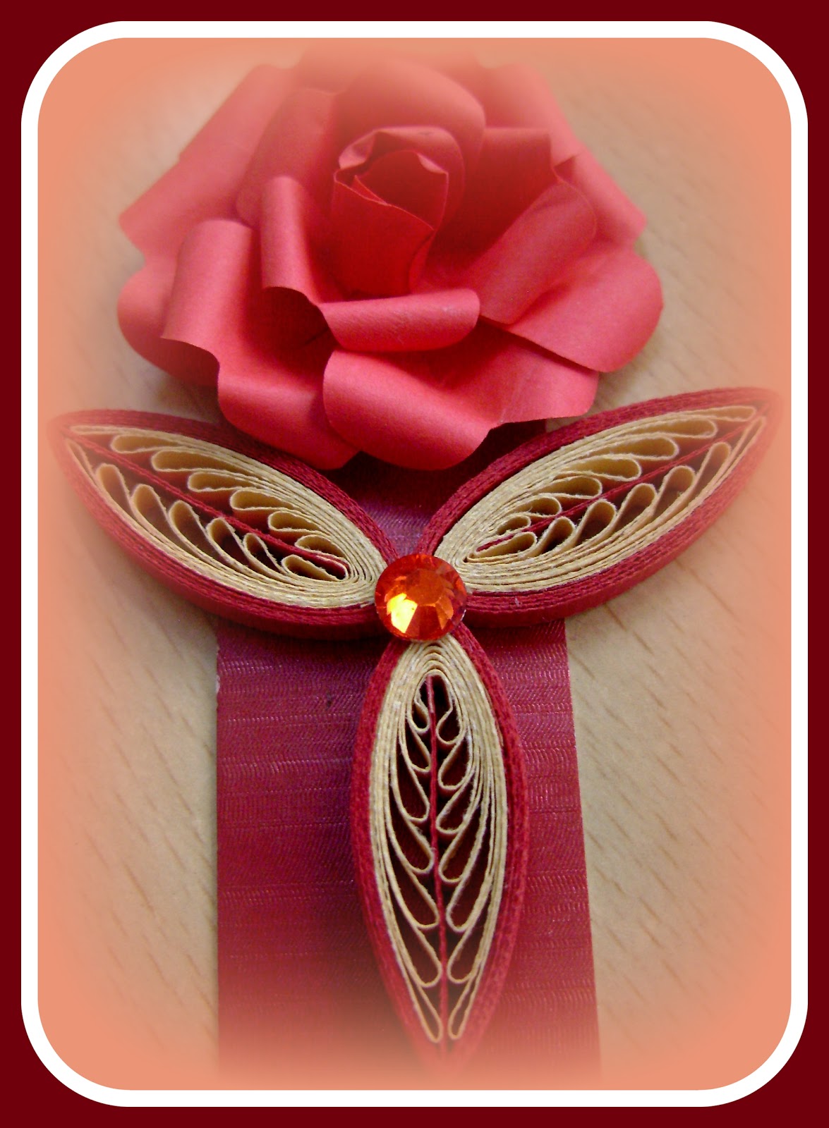 Quilling Me Softly Contrast Veined Combed Leaf Tutorial