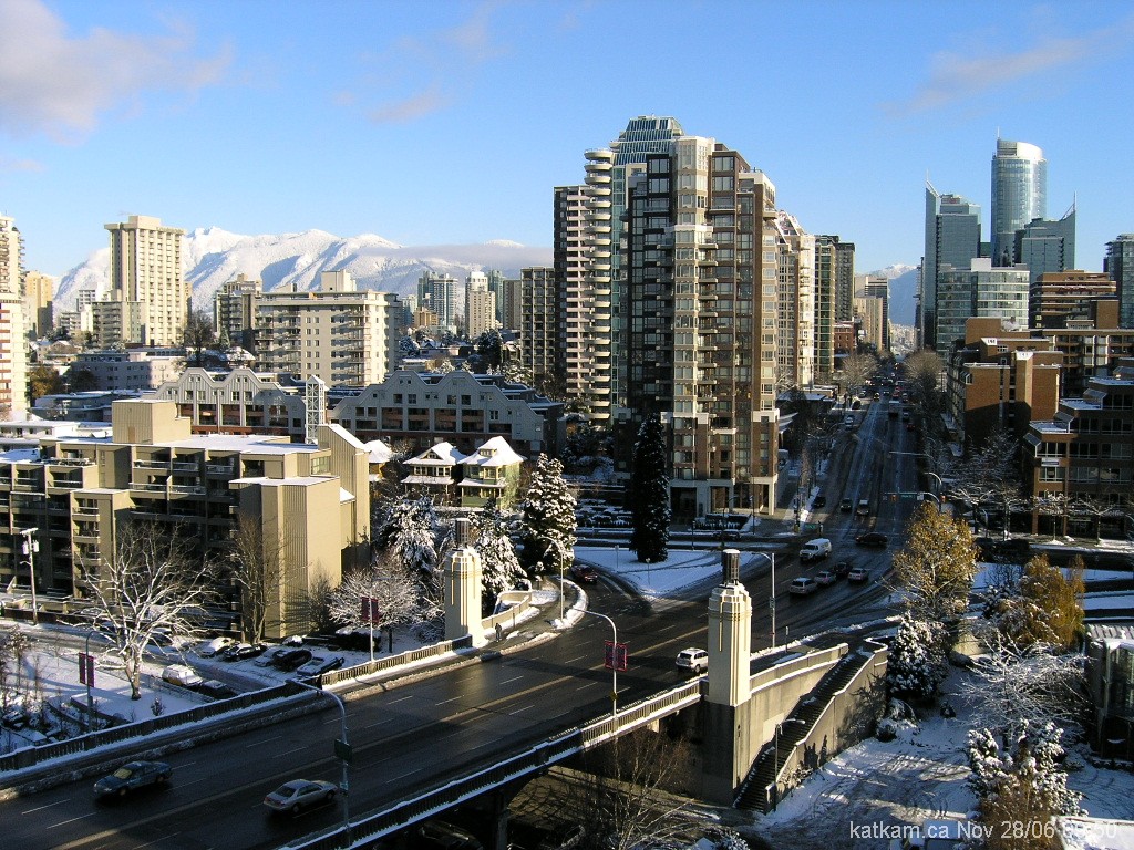 http://1.bp.blogspot.com/-4tnZUluDIeg/TWe-4HouAEI/AAAAAAAAB2k/Zo83Hr-Gp3c/s1600/VancouverSnowfall-714065.jpg