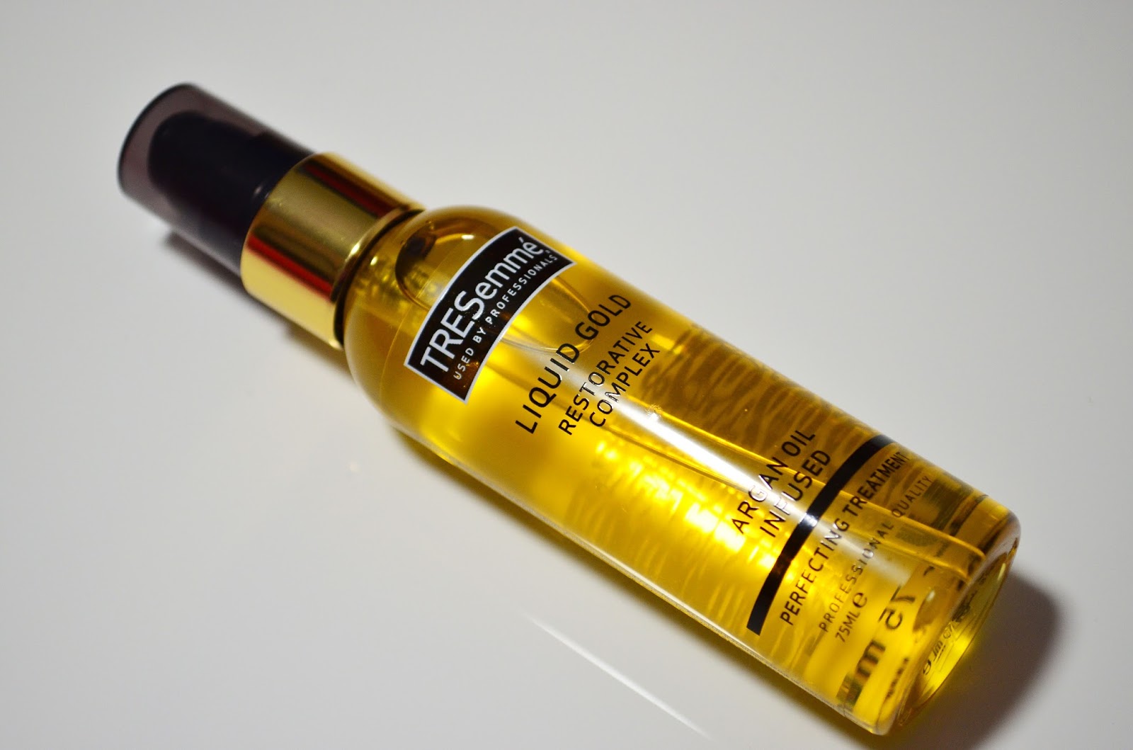 TRESemmé Liquid Gold Perfecting Hair Treatment Miss Makeup Magpie
