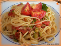 Spaghetti speck, zucchine e pomodorini