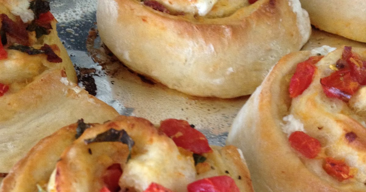 we heart cooking Tomato Pizza Rolls