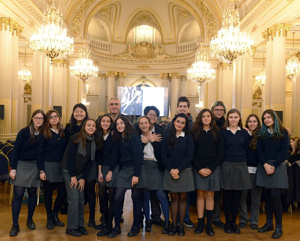 El coro en la Legislatura de la Ciudad de Buenos Aires.