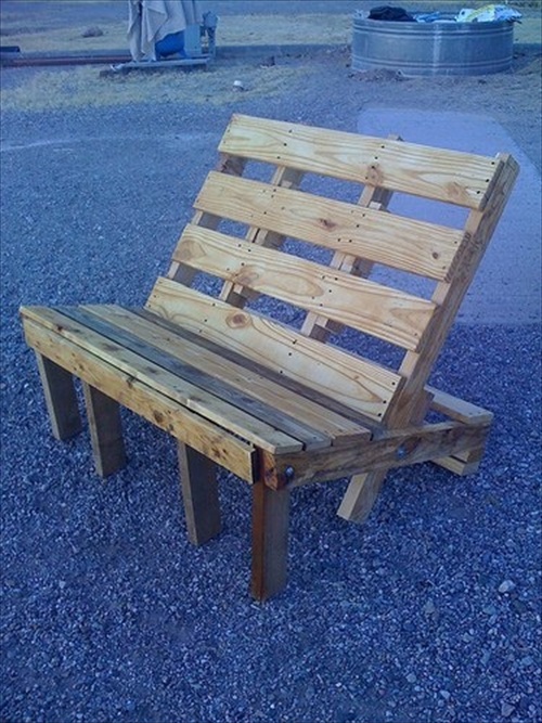 Bench Made From Pallets