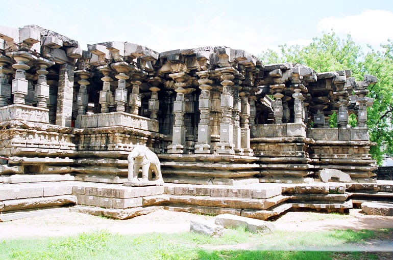 Indian Templea Warangal 1000 pillars temple