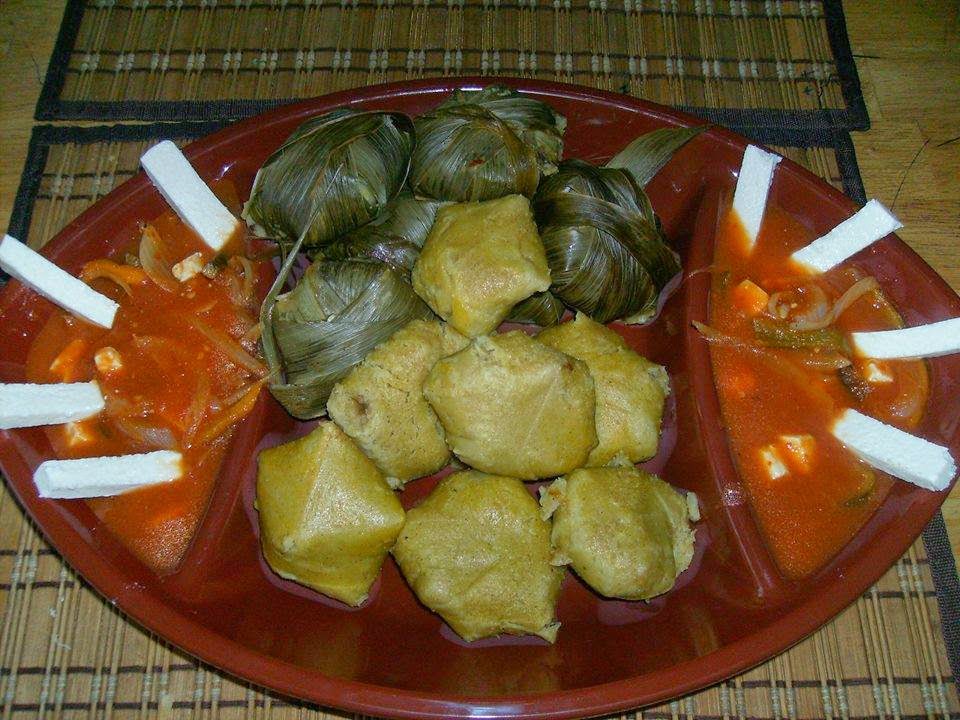 Jaime Ramos Méndez Corundas o tamales de maíz amarillo en Michoacán