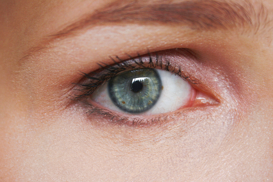 EEVA naistekas How to get blue eyes? / Review Contact lenses