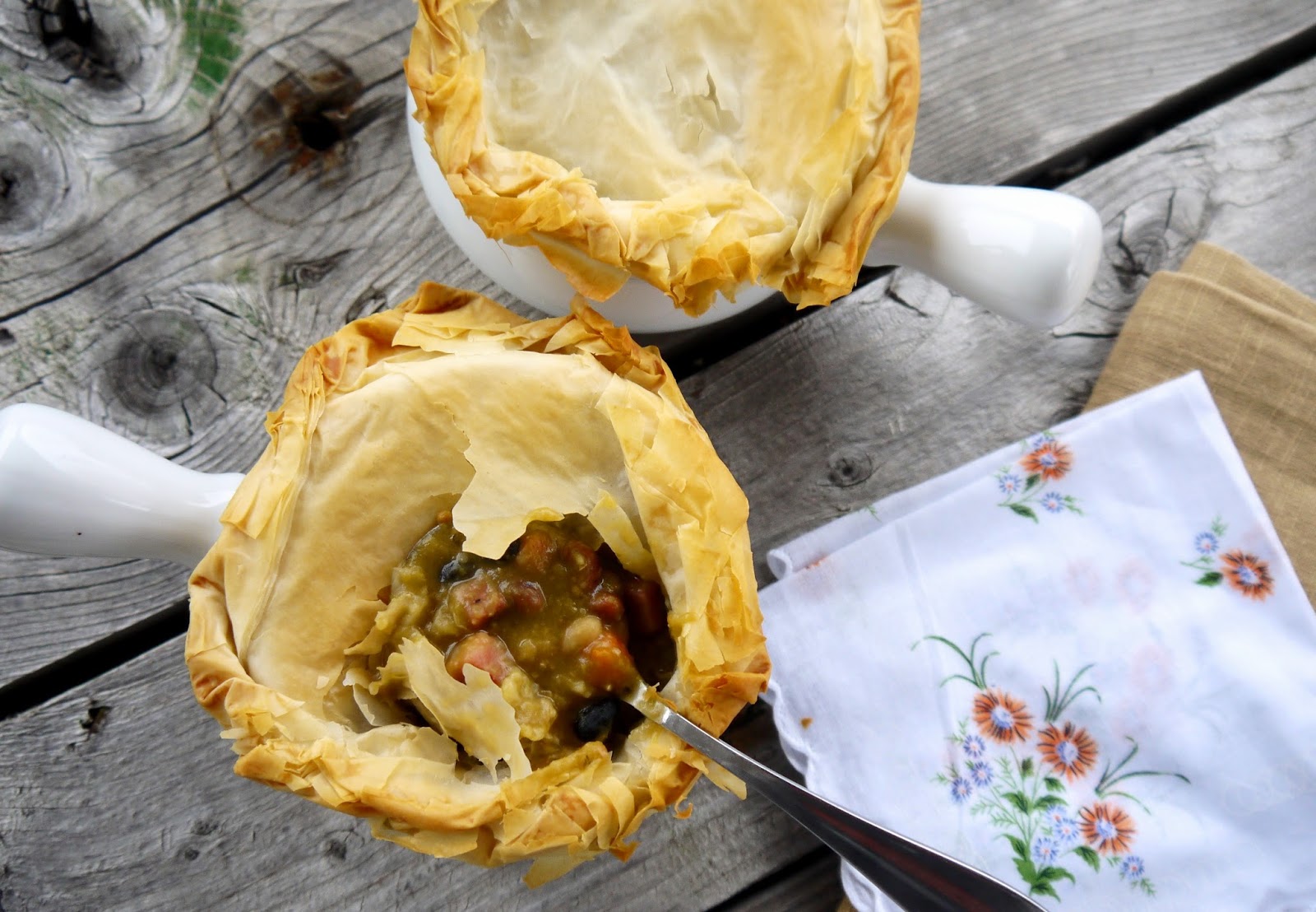 Eighty Twenty 80 Ham & Bean Pot Pies