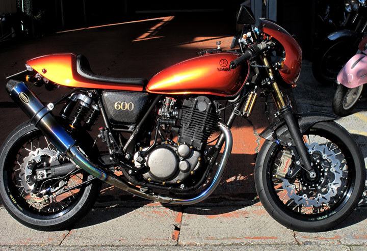 Racer, Oldies, naked ... TOPIC n°2 - Page 20 Yamaha+SR+595+by+Presto+Custom+Collection+08
