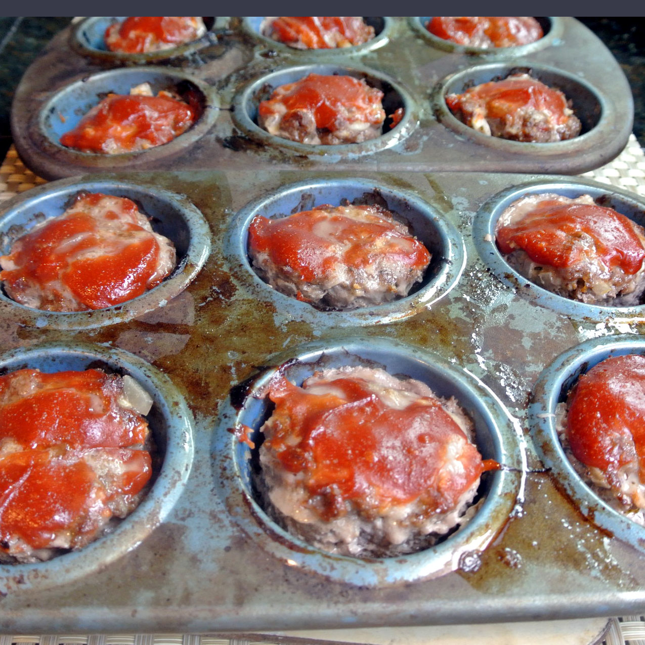 Mom, What's For Dinner? Meatloaf Cupcakes