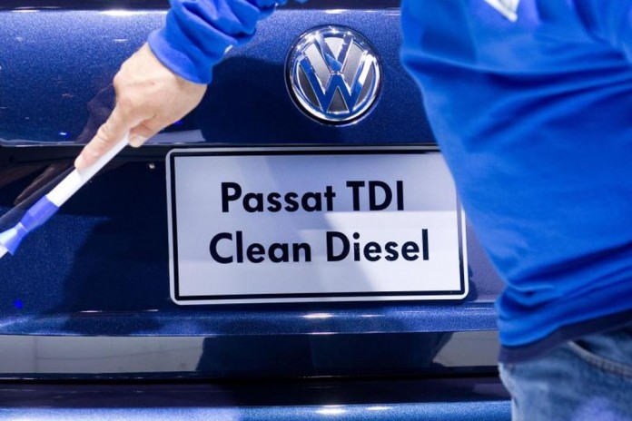vw-logo-tdi-volkswagen-clean-diesel-5-69