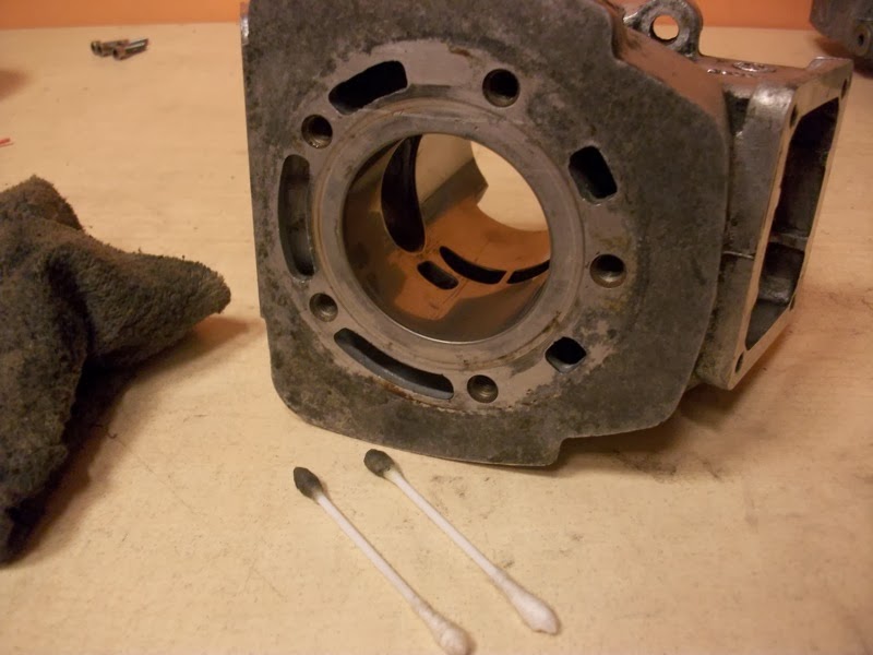 Muriatic Acid for removing piston deposits from Nikasil Cylinders