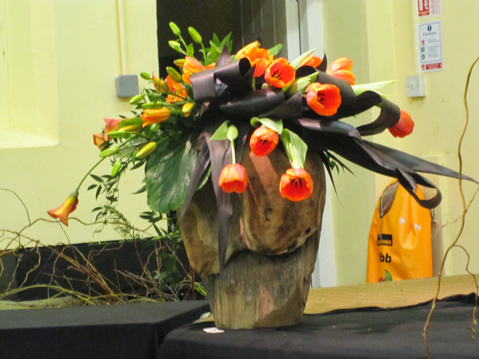 Brampton Flower Club Nick Ground's demonstration ' Inflorescence