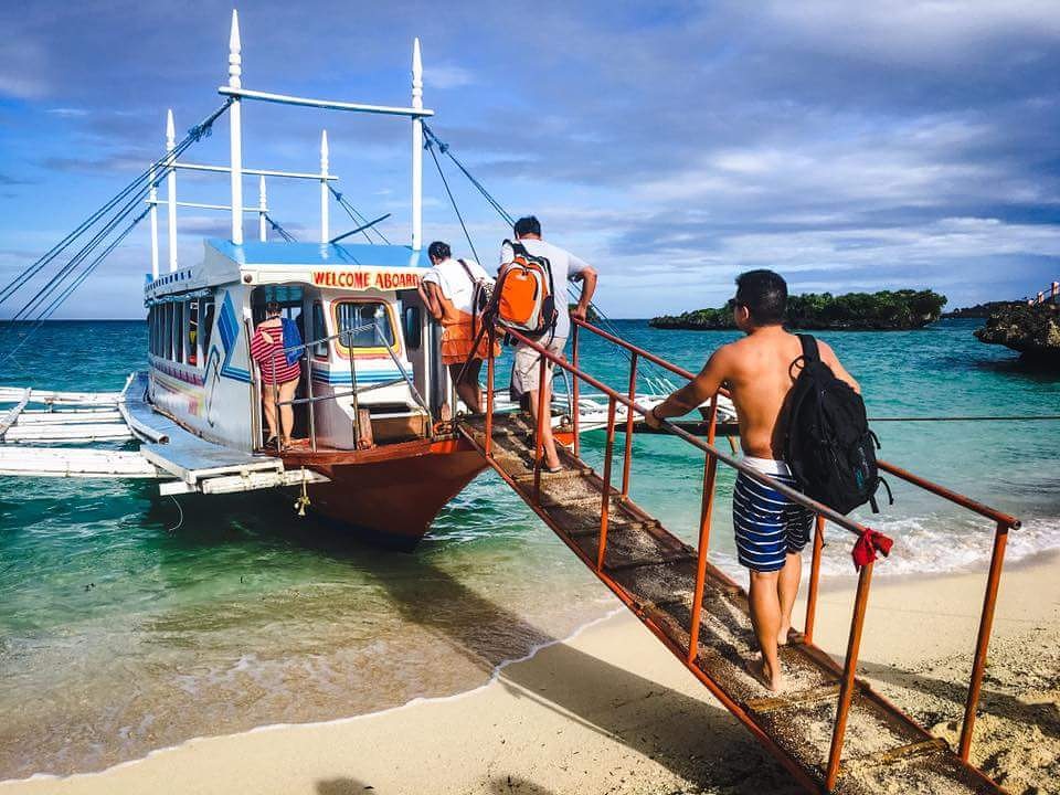 4HRS OF ISLAND HOPPING ADVENTURE * Boracay Adventures Travel N Tours