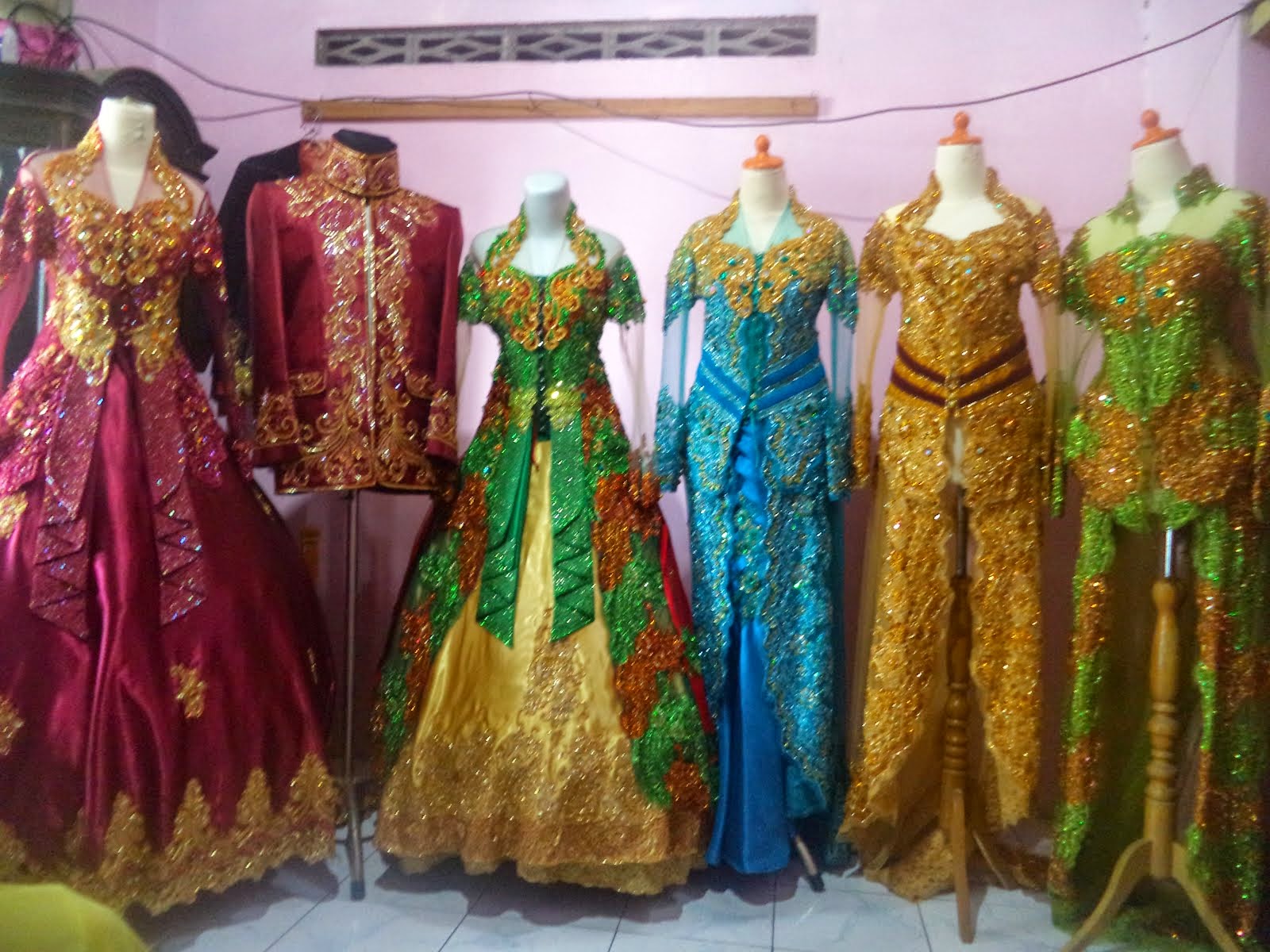 kebaya pernikahan bhung et