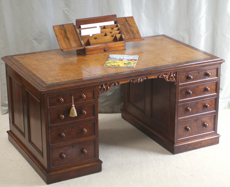 Antique Desks: ANTIQUE OFFICE FURNITURE