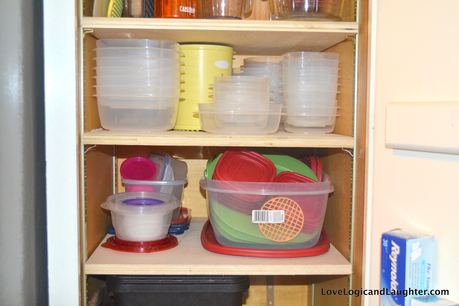 12 Clever Tupperware Organization Ideas to Keep Clutter at Bay  Diy  kitchen storage, Tupperware organizing, Kitchen cabinet organization