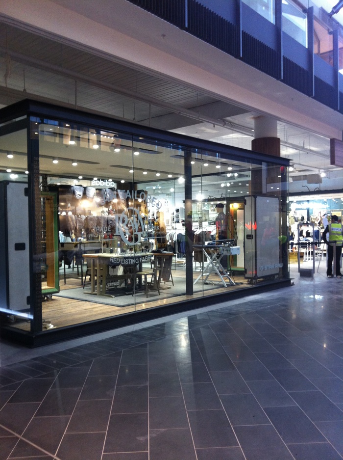 rich girls. SUPER GLUE Store Opening.