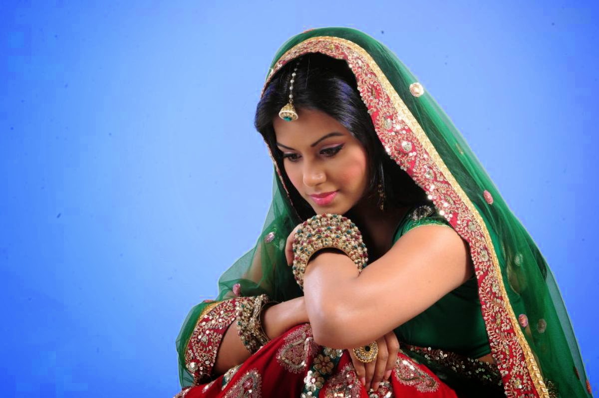 kannada heroine rachana photos actress rachana mourya beautiful saree photos cap kannada heroine rachana photos actress rachana mourya beautiful saree photos cap