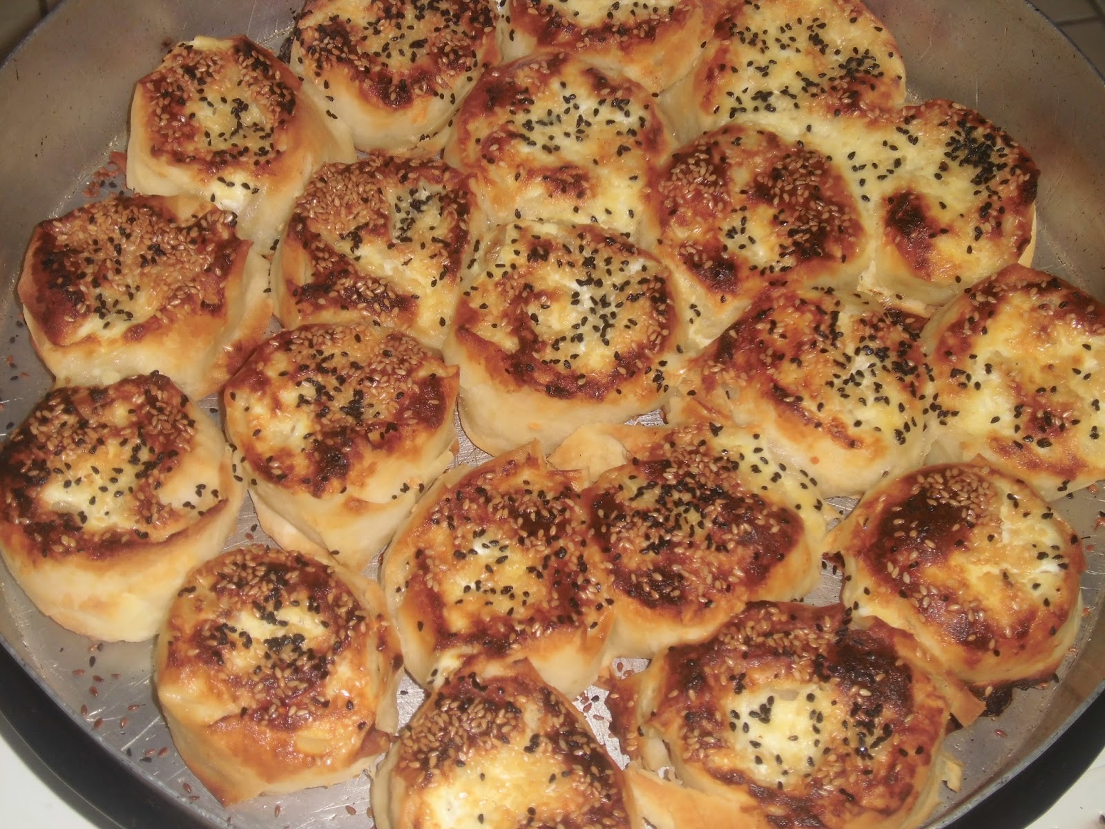 GÜL BÖREĞİ TARİFİ