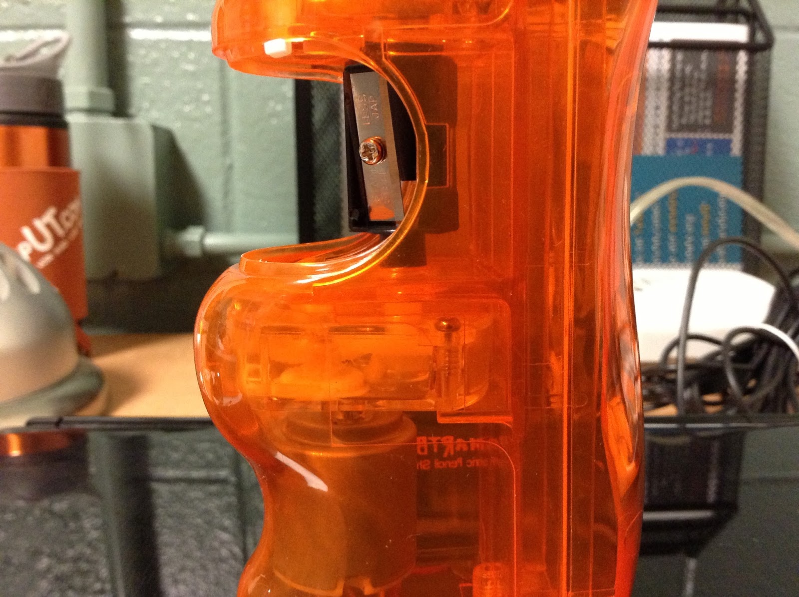 How Things Work Pencil Sharpener, Gears, Wheel and Axle, Wedge