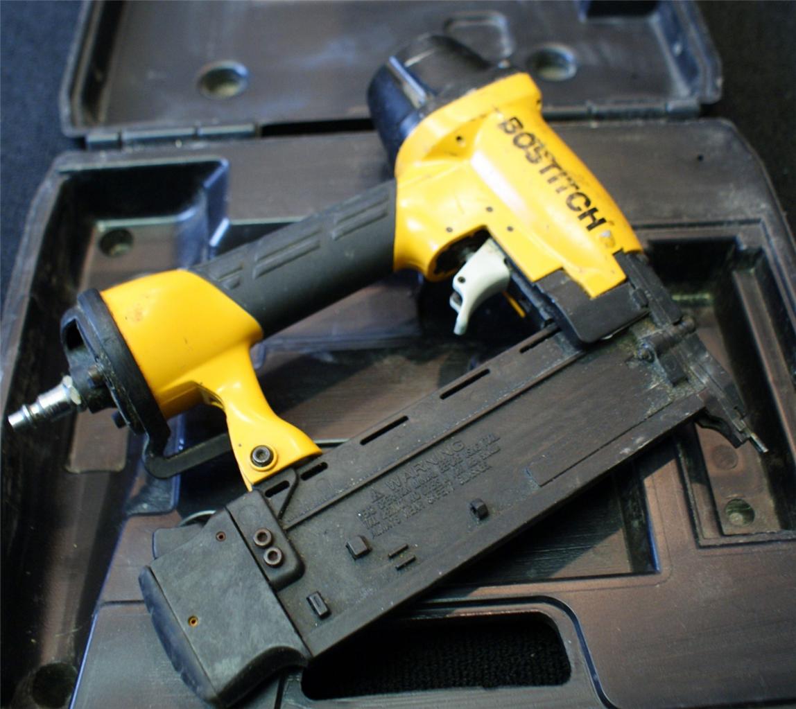 BOSTITCH BT200 18 GAUGE FINISH BRAD NAILER Gold Crafters Exchange