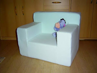christmas presents chair 1    wesens-art.blogspot.com