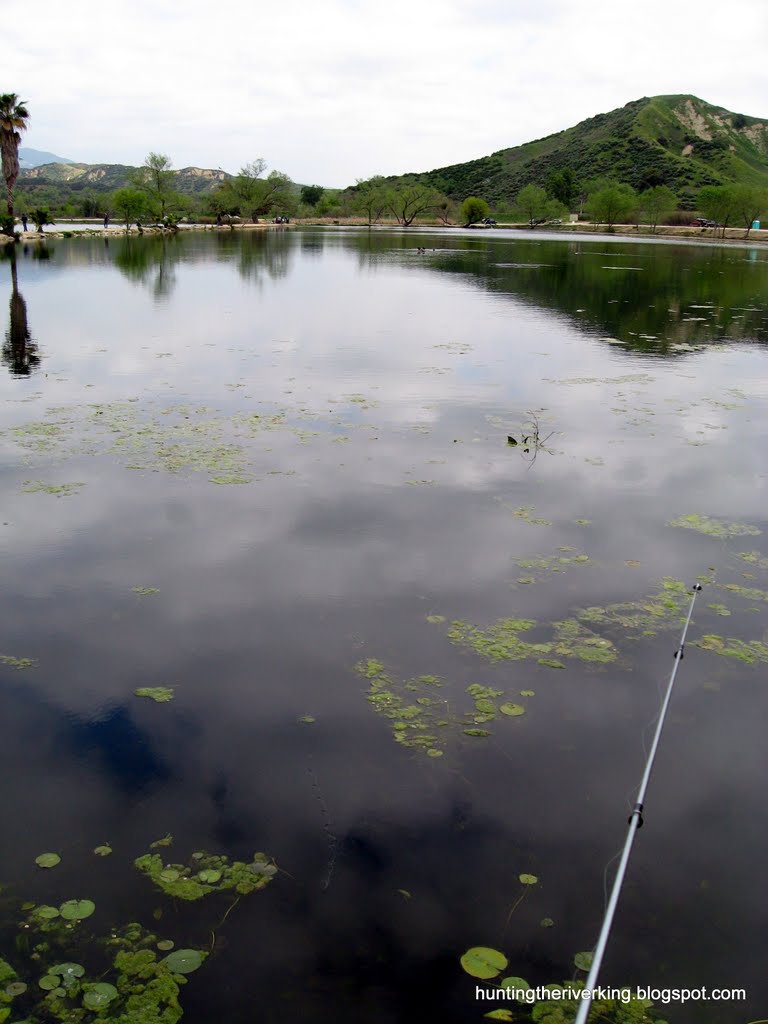 Fisherman's Retreat Bass Fishing Blast in Redlands Hunting the River King