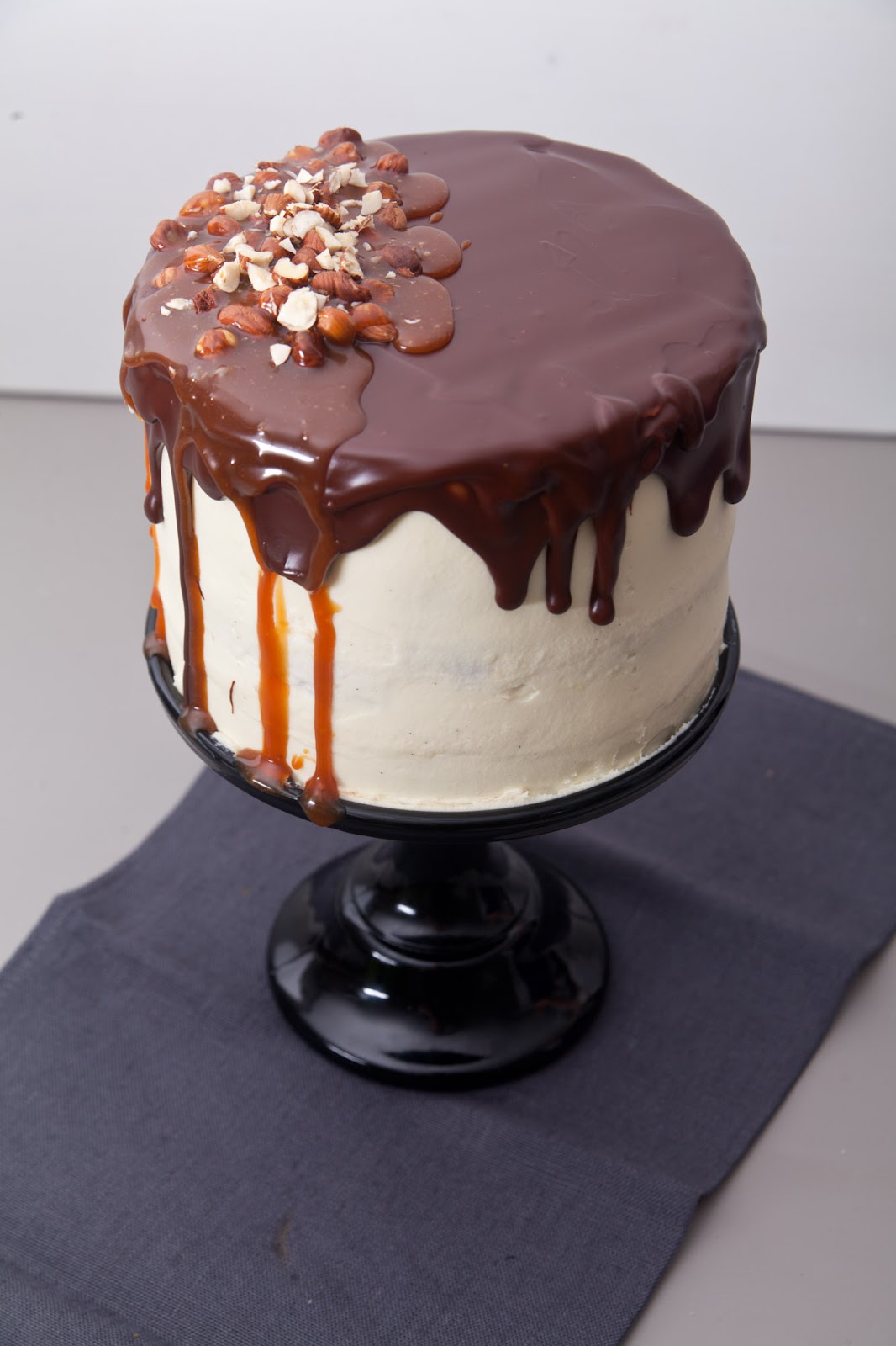 .: Drip Cake: Haselnus...