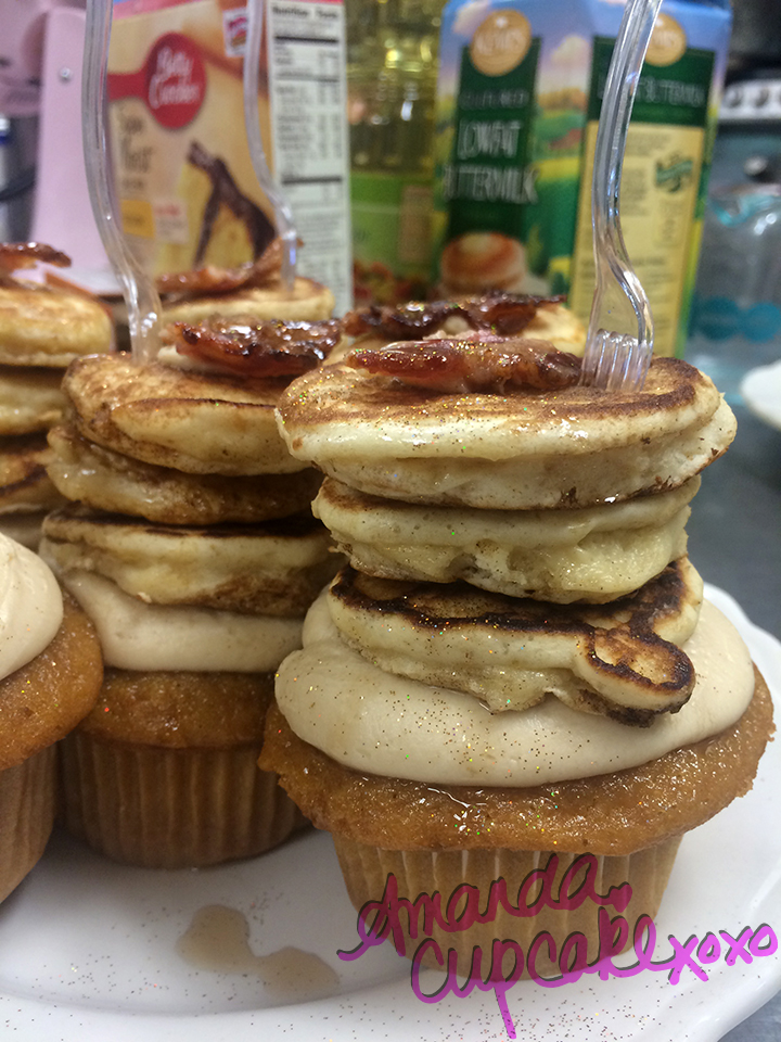 .Amanda Cupcake. Sweet Dreamer ♥ Pancake Bacon Breakfast Cupcakes for