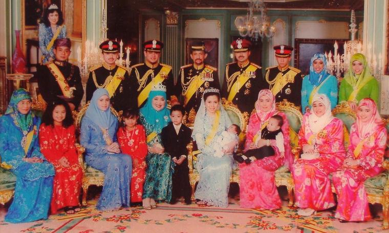 family brunei royal prince mateen bolkiah jefri trend